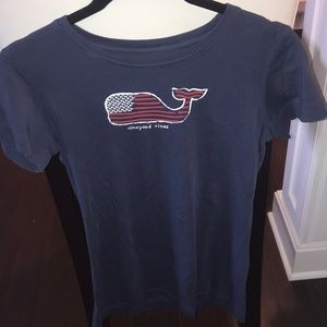 Vineyard vines T-shirt